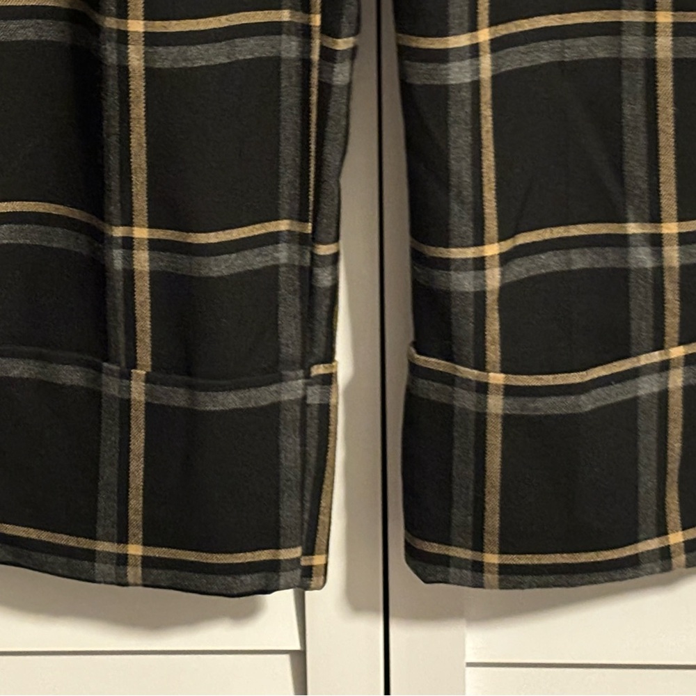Zara Black Check pants Size Xs with turn-up hems Fall Winter Work Attire Casual - Picture 2 of 6